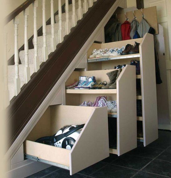 Wooden-Closet-Clothes-Hanger-Ceramic-Floor-Clever-Shoe-Rack-Under-Stairs-915x571